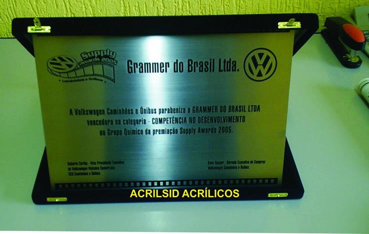 Placa Aço Escovado em Baixa Corrosão